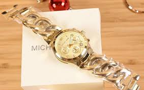 MICHAEL KORS