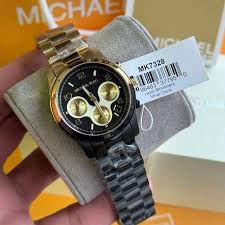 MICHAEL KORS