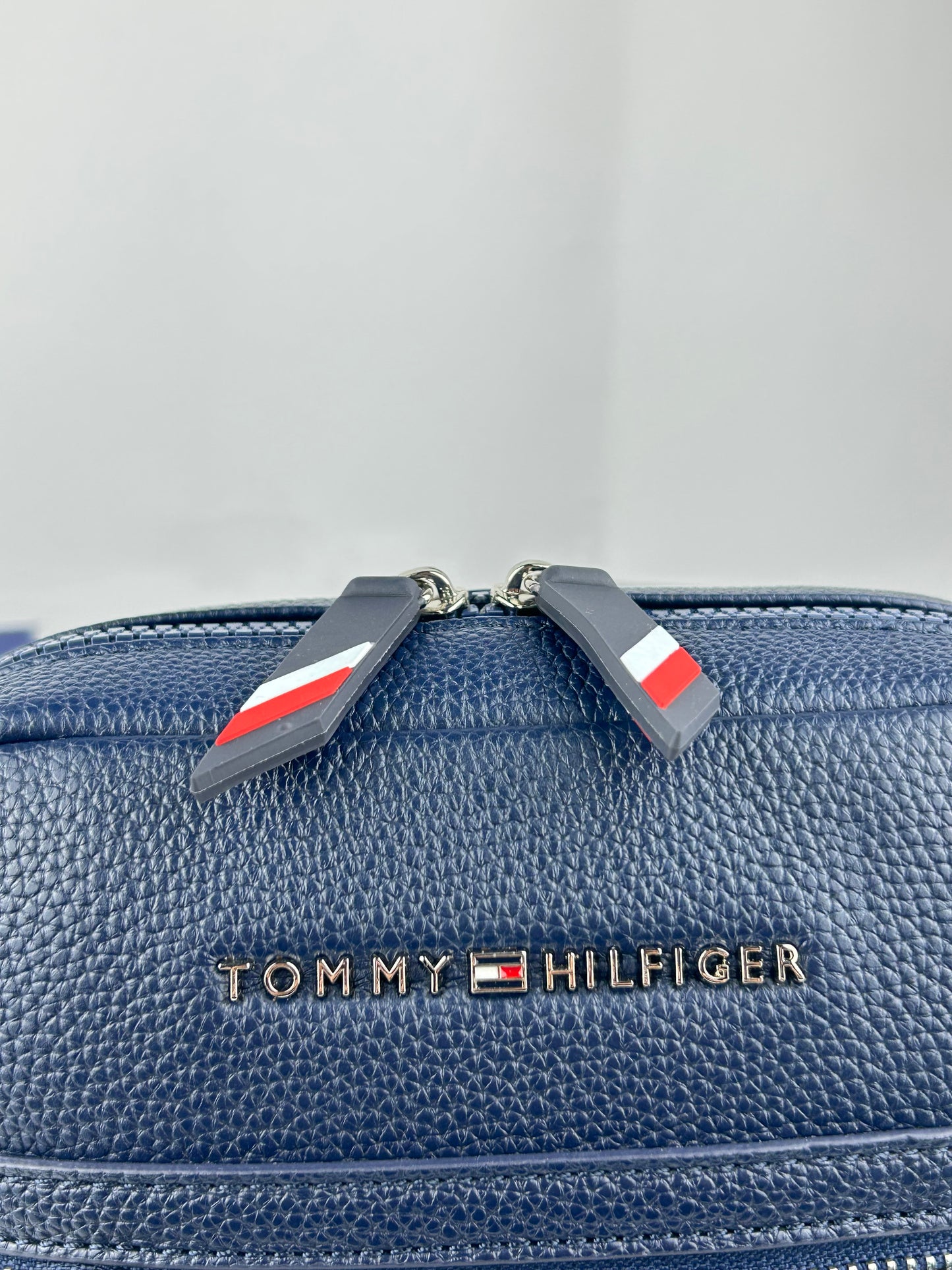 TOMMY HILFIGER BAG