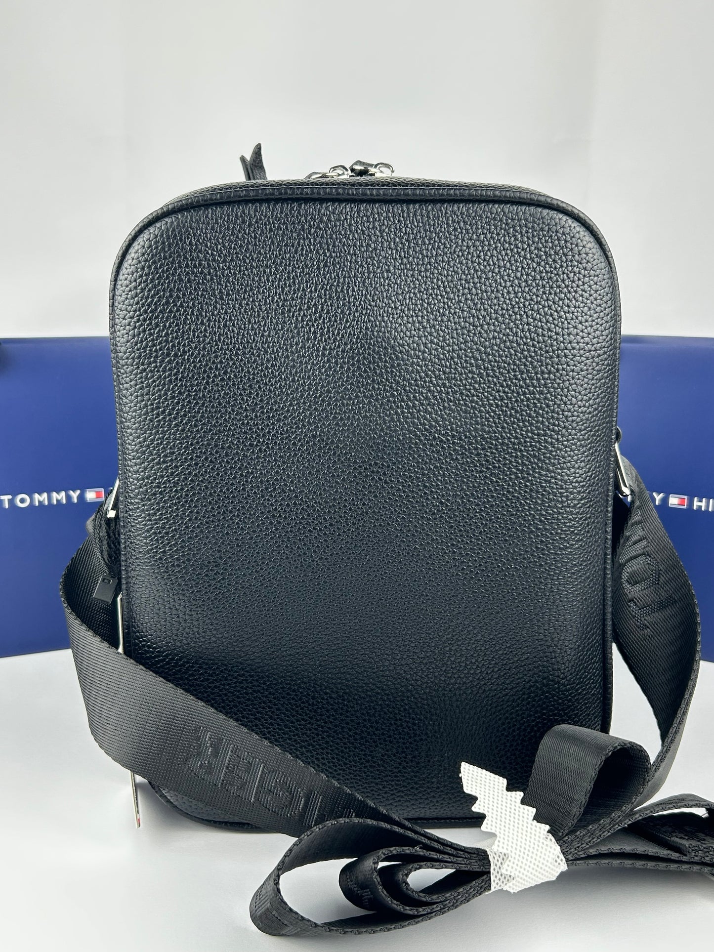 TOMMY HILFIGER BAG