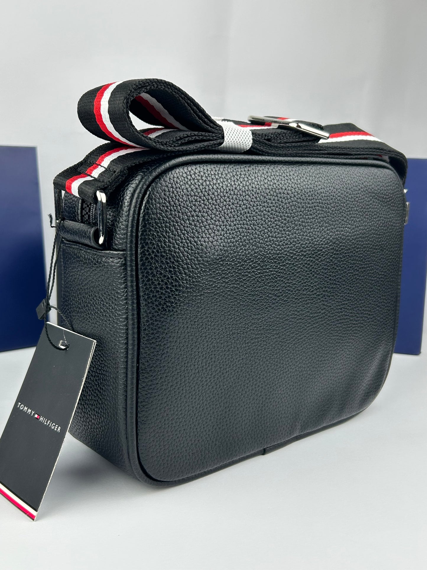 TOMMY HILFIGER BAG