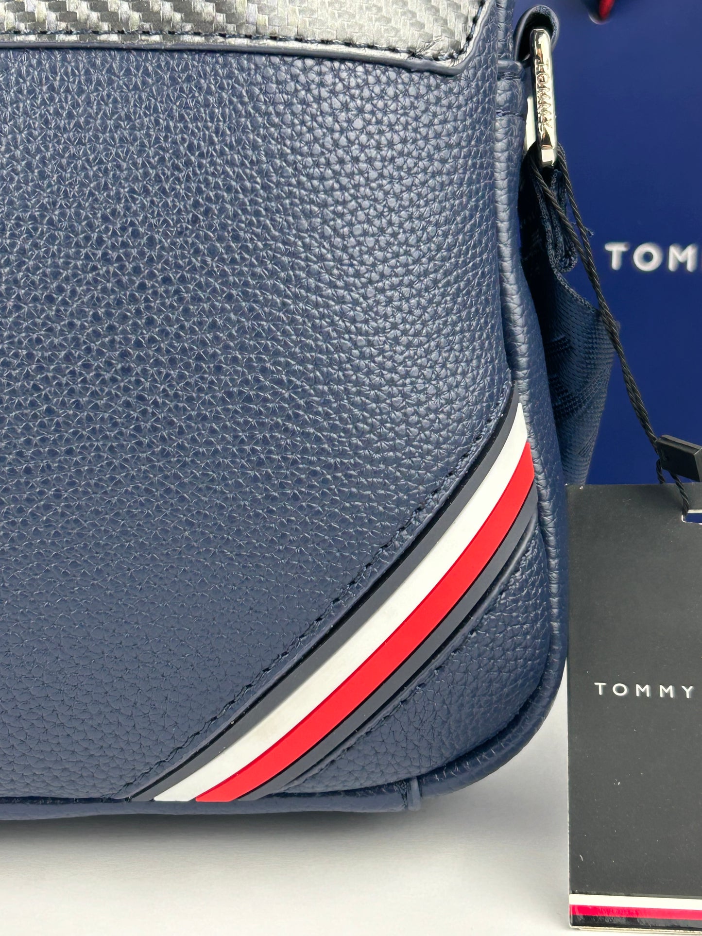 TOMMY HILFIGER BAG