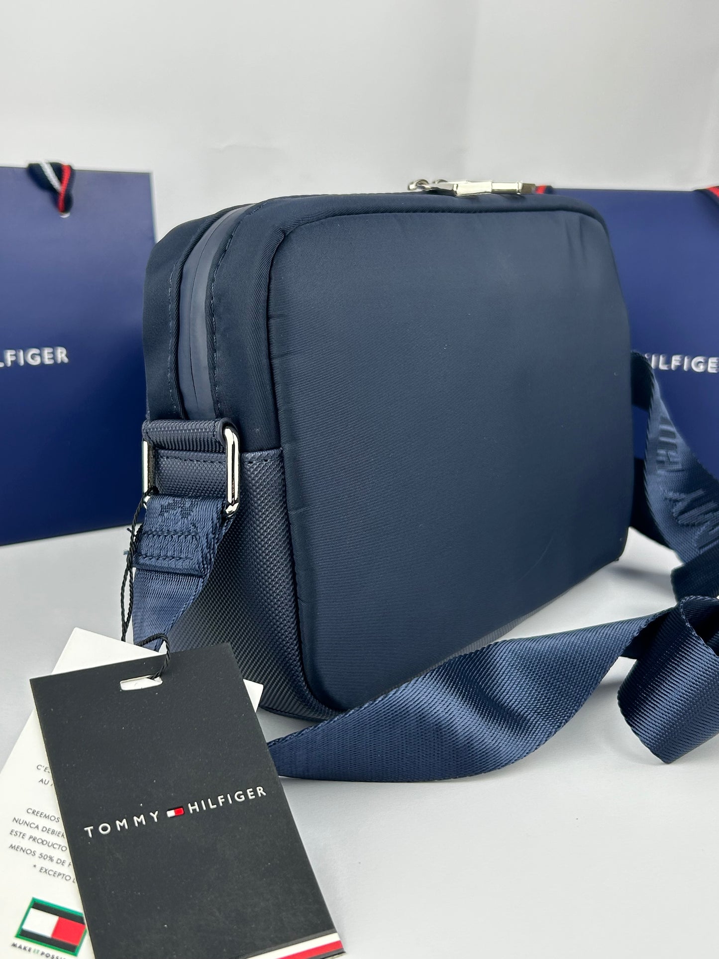 TOMMY HILFIGER BAG