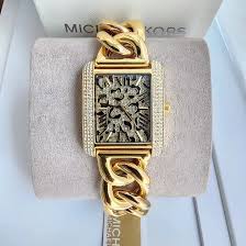 MICHAEL KORS