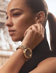 MICHAEL KORS