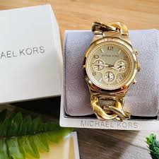 MICHAEL KORS