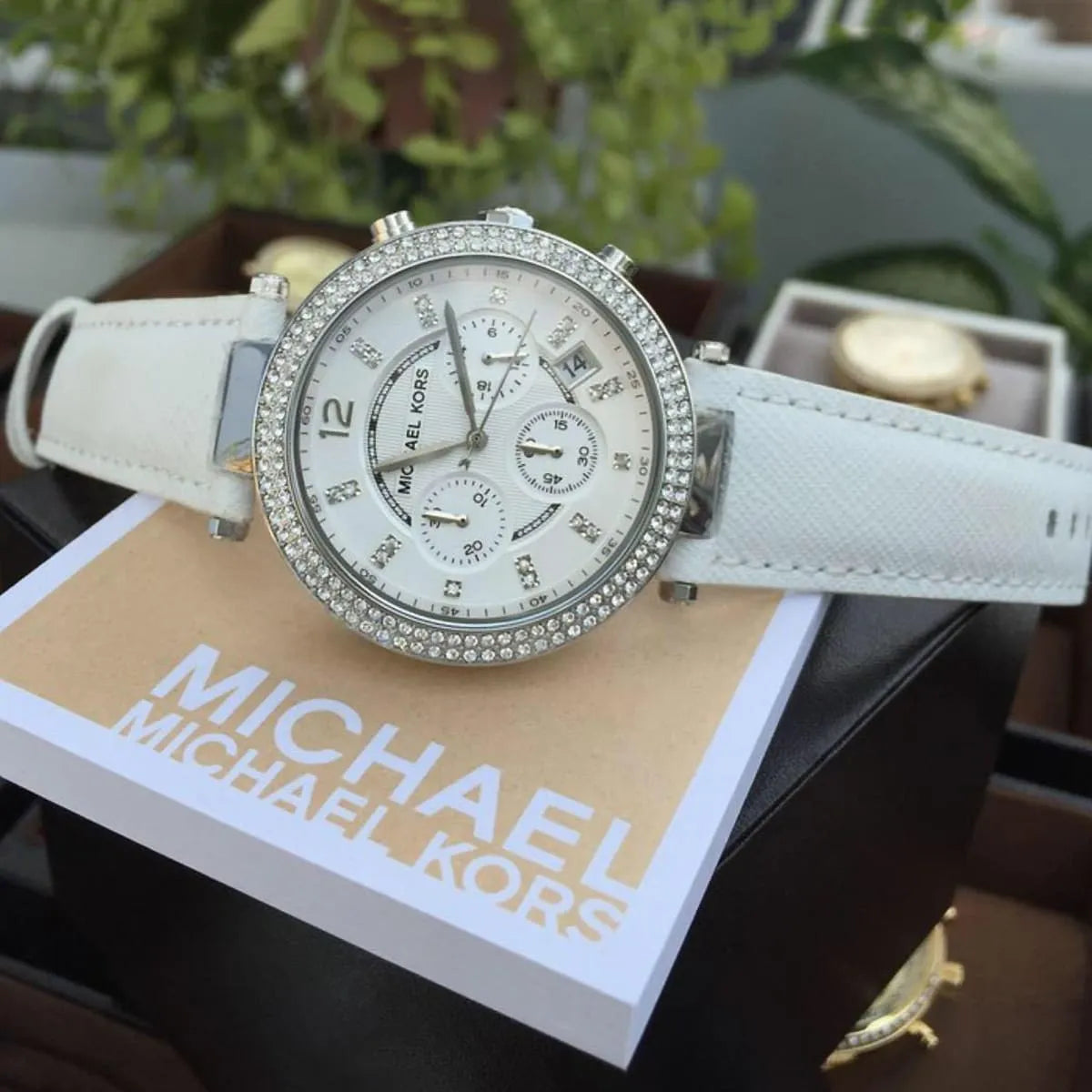 MICHAEL KORS
