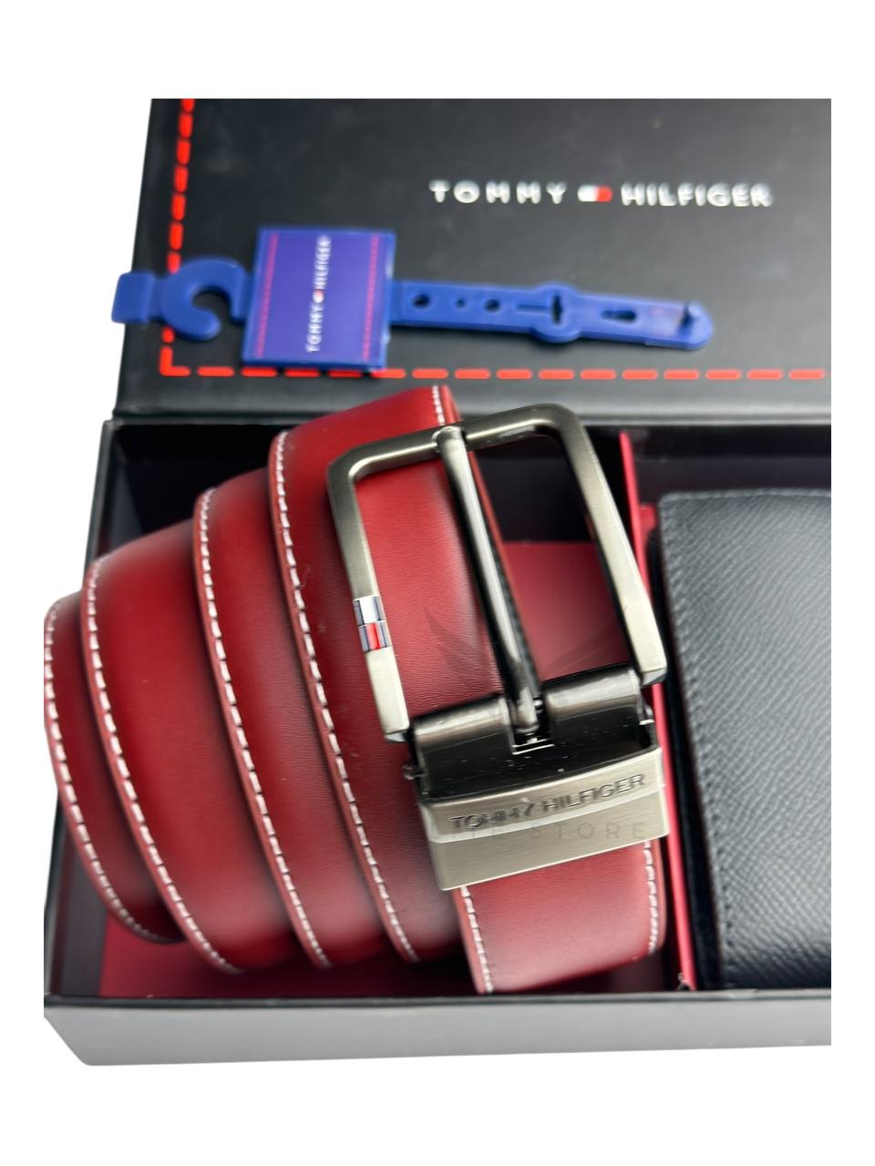 Tommy Hilfiger Wallet & Belt Set - الصورة 3